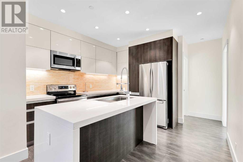 Single Family House for Sale in    Avenue NE Crescent Heights Calgary 