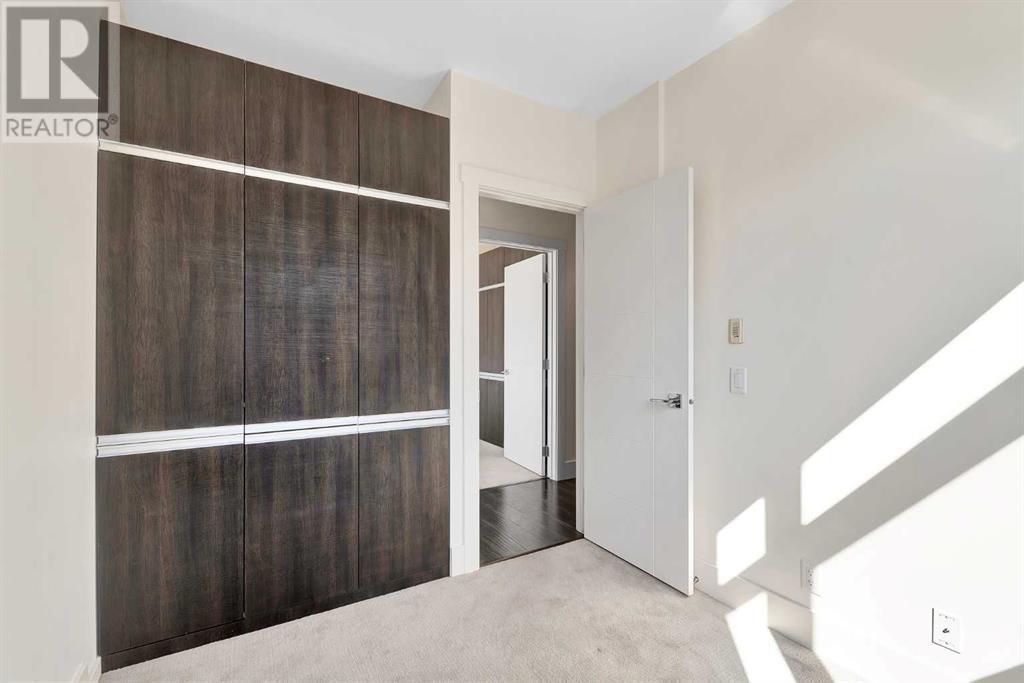 Single Family House for Sale in    Avenue NE Crescent Heights Calgary 