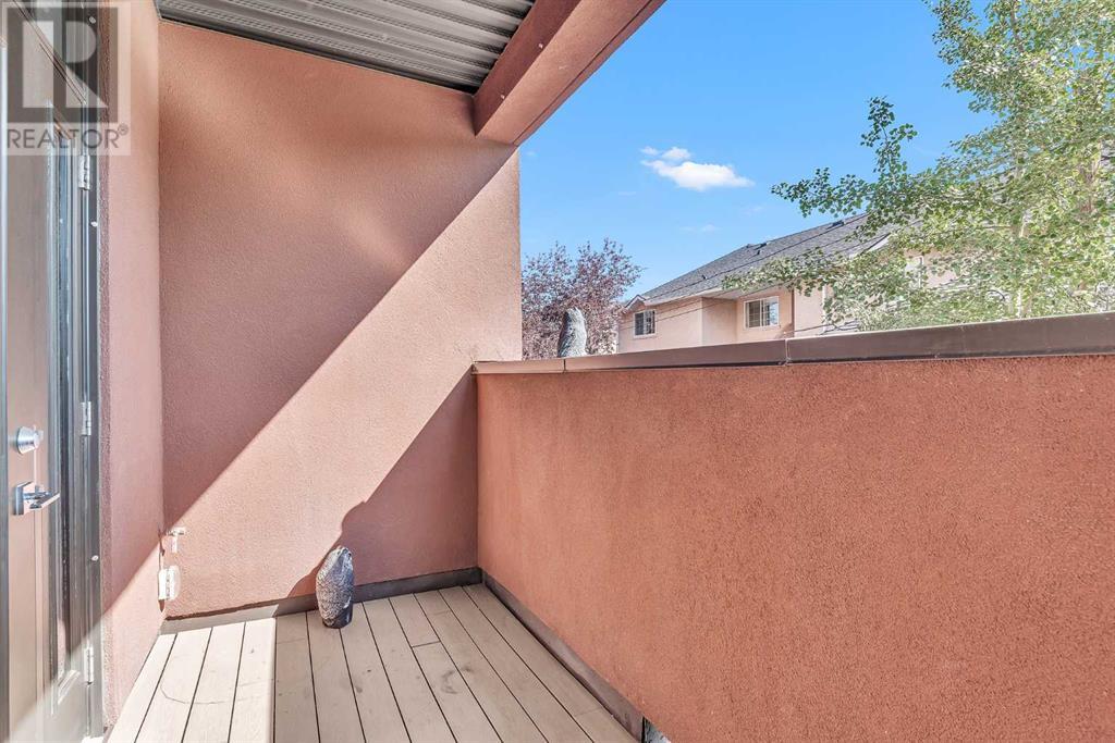 Single Family House for Sale in    Avenue NE Crescent Heights Calgary 