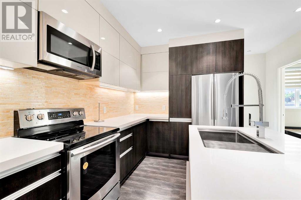 Single Family House for Sale in    Avenue NE Crescent Heights Calgary 