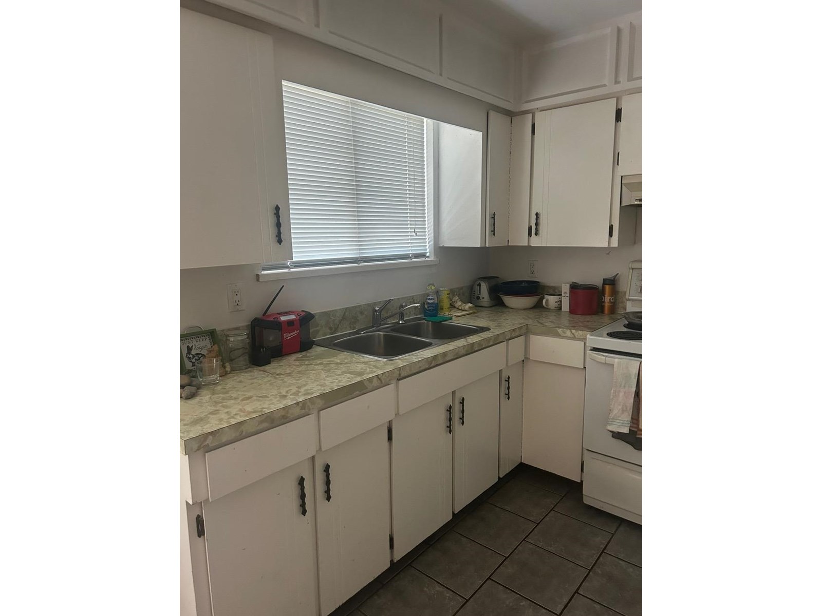9860 160 STREET, Surrey