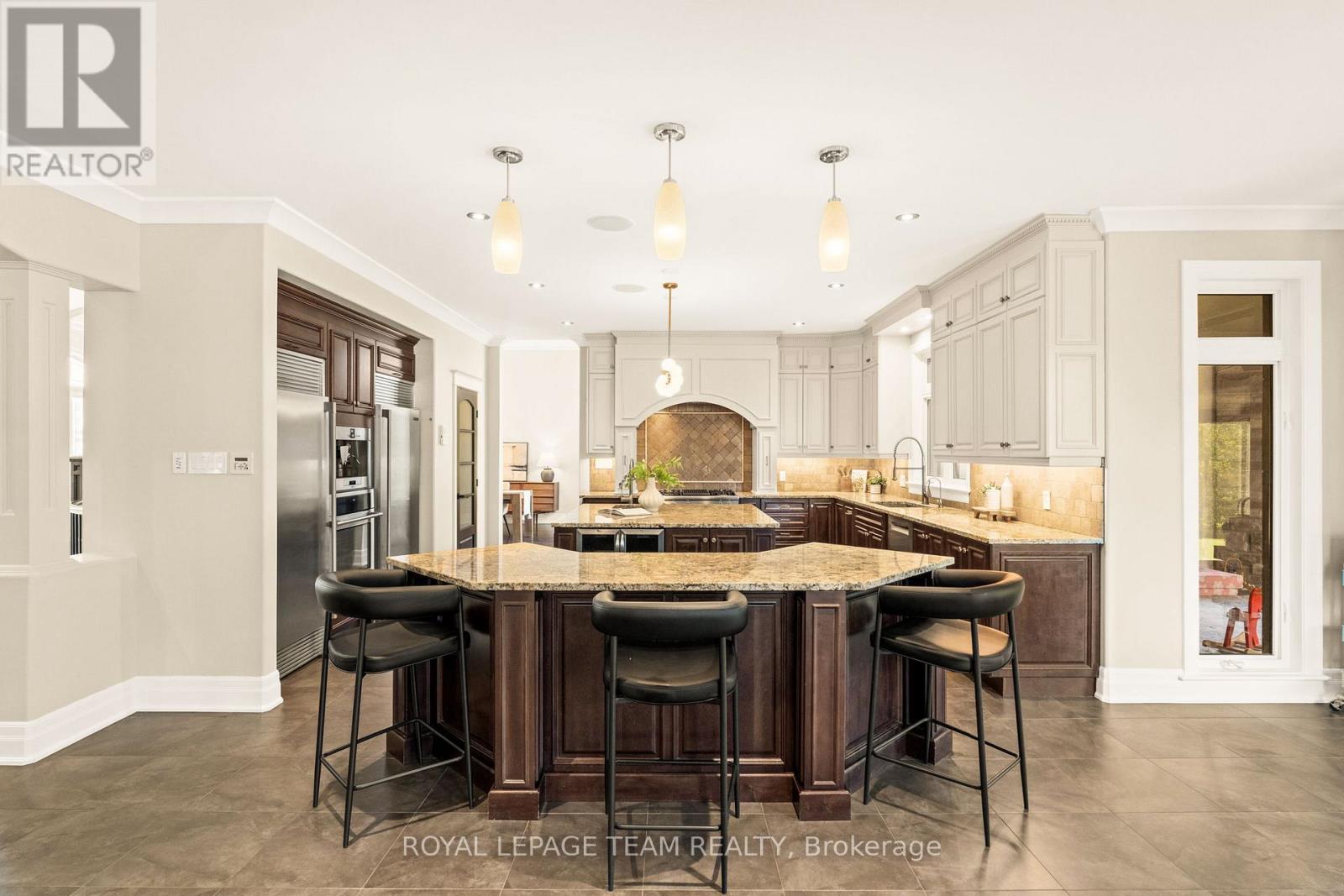 Photo 41 of 6132 Pebblewoods Drive, Ottawa ON