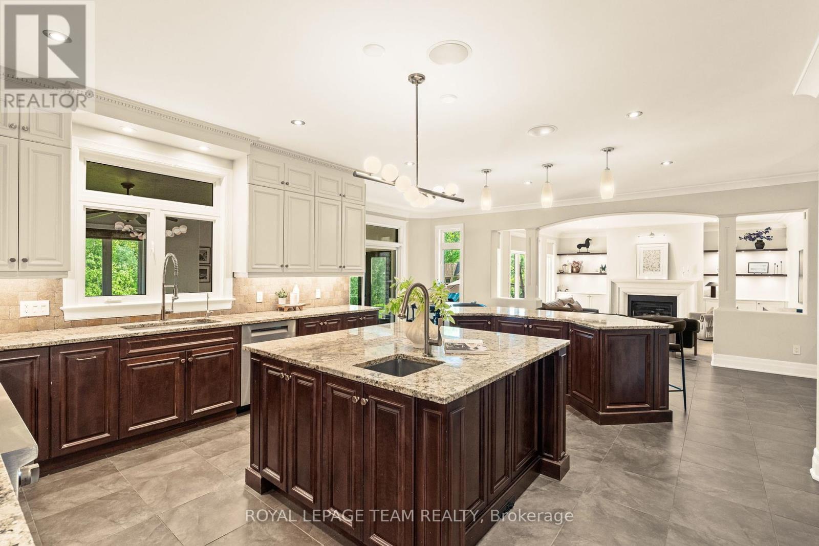 Photo 49 of 6132 Pebblewoods Drive, Ottawa ON