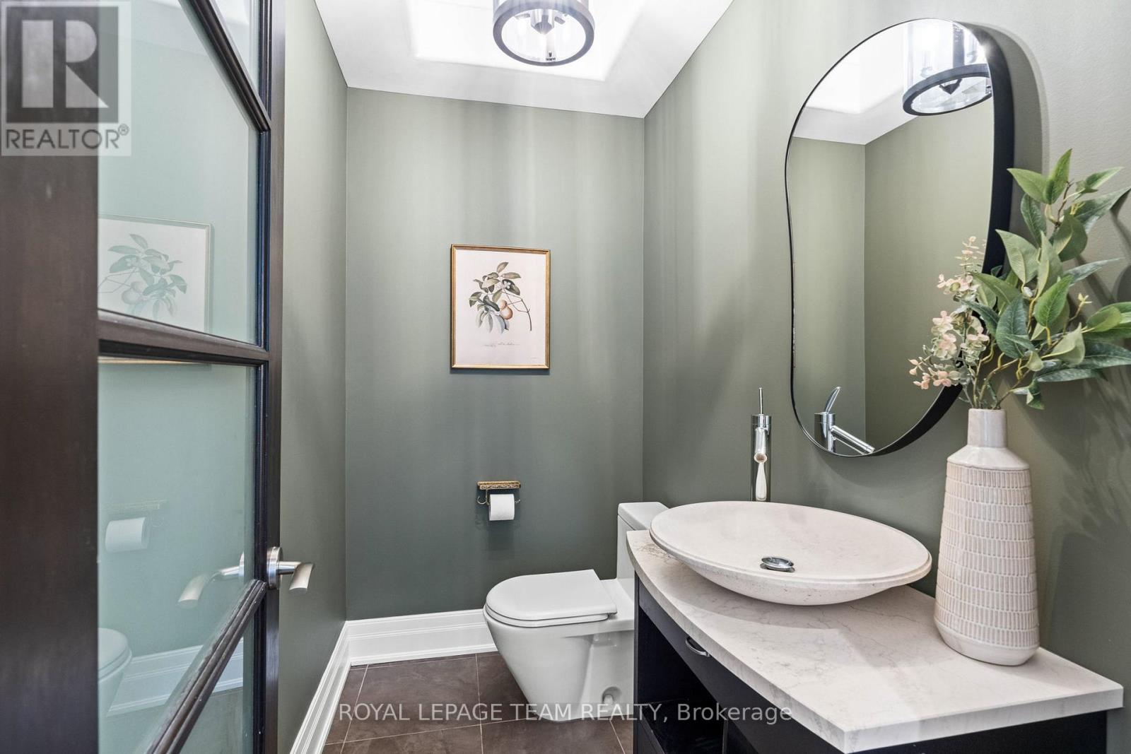 Photo 23 of 6132 Pebblewoods Drive, Ottawa ON