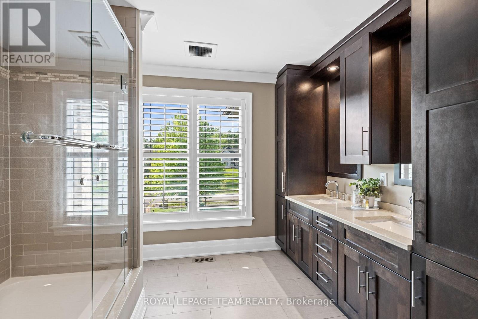 Photo 35 of 6132 Pebblewoods Drive, Ottawa ON