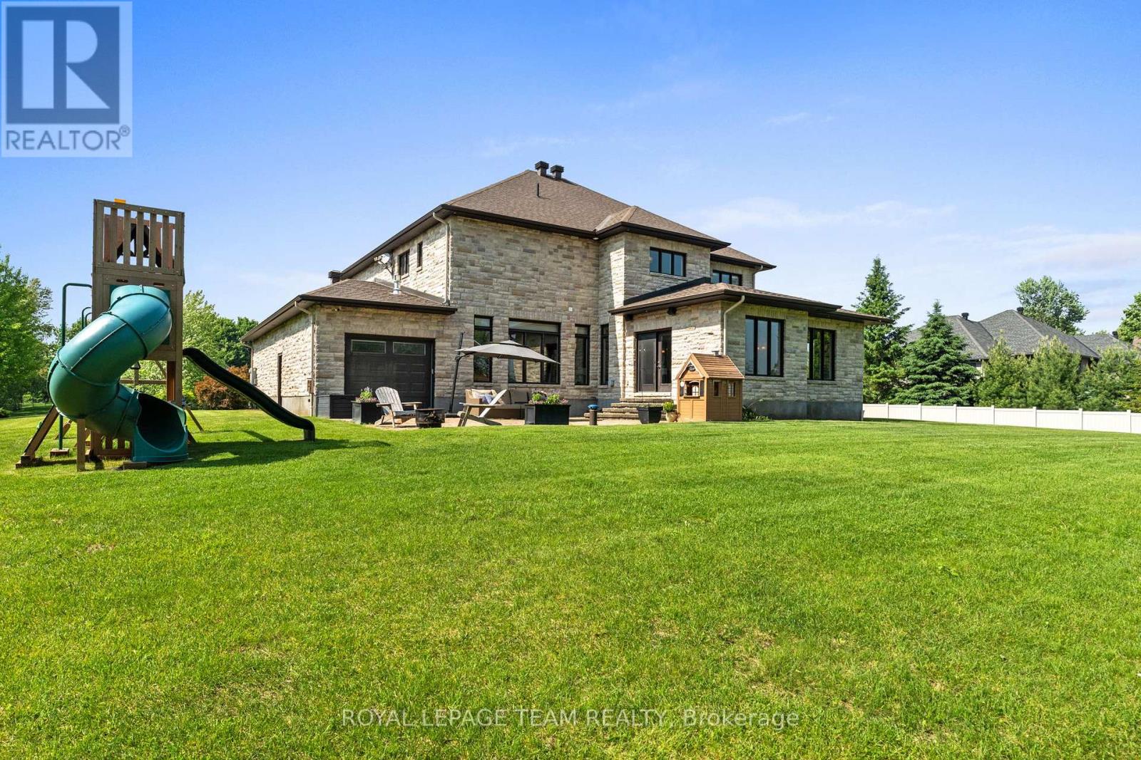Photo 44 of 6132 Pebblewoods Drive, Ottawa ON