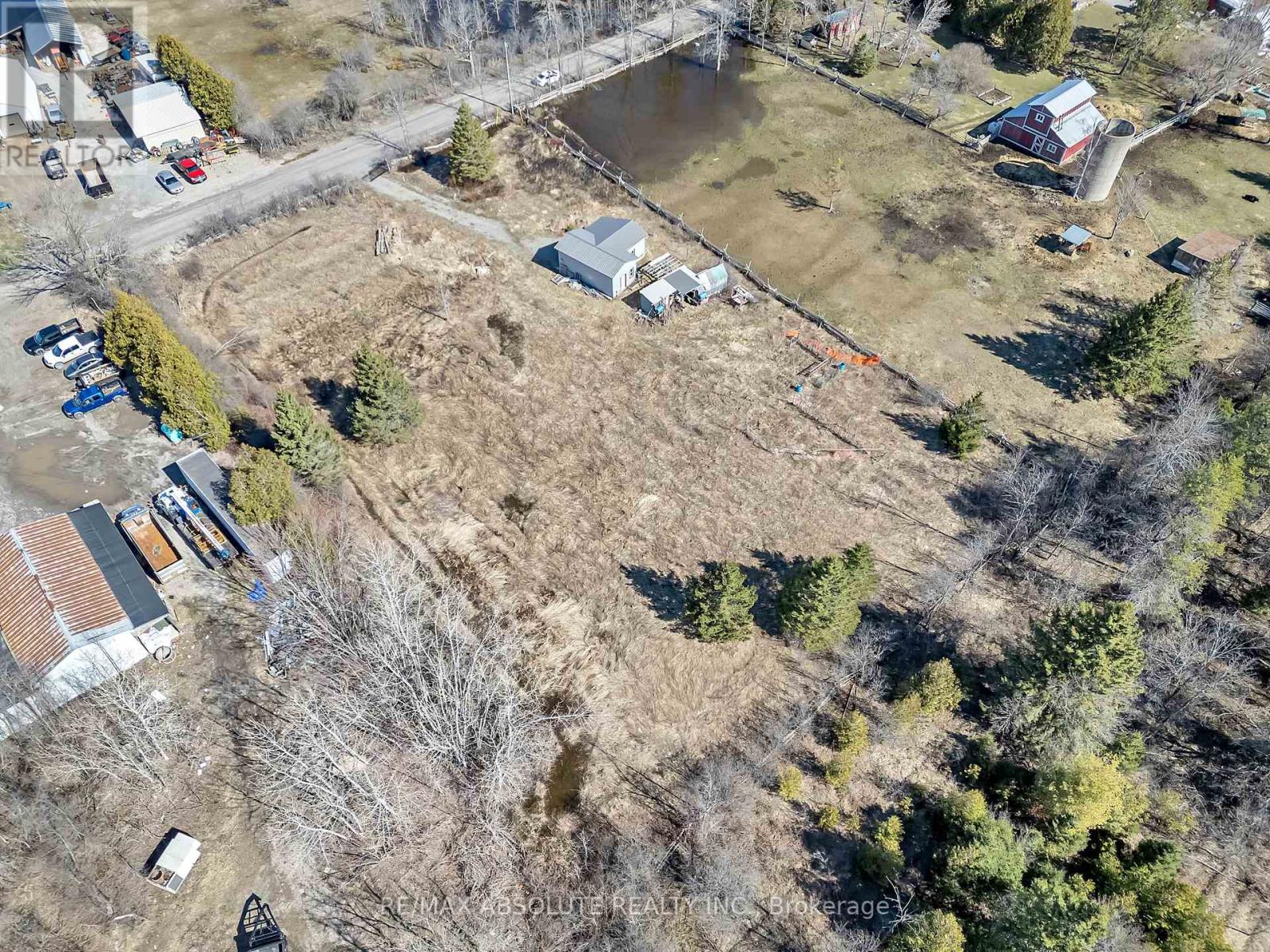 Photo 4 of 18 Wolford Centre Road, Merrickvillewolford ON