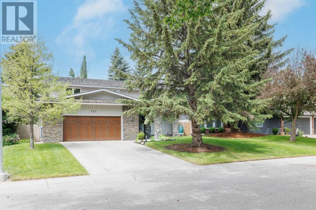 123 Lake Placid Close SE, Calgary, Alberta
