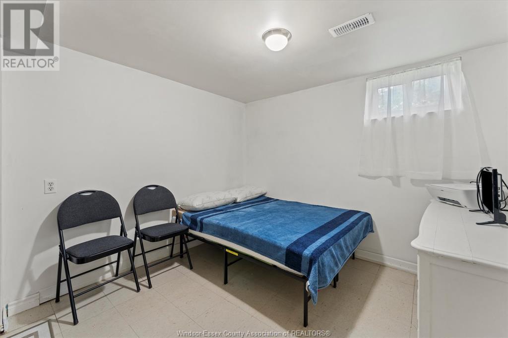 Photo 24 of 22 Bennie Avenue, Leamington ON