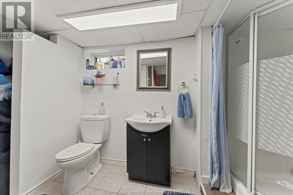 Photo 28 of 22 Bennie Avenue, Leamington ON