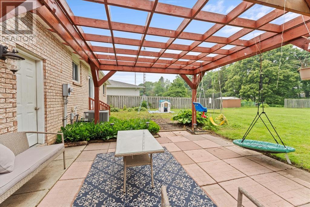 Photo 31 of 22 Bennie Avenue, Leamington ON