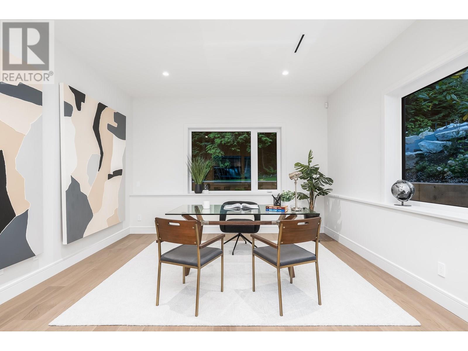 Photo 16 of 360 Southborough Drive, West Vancouver BC