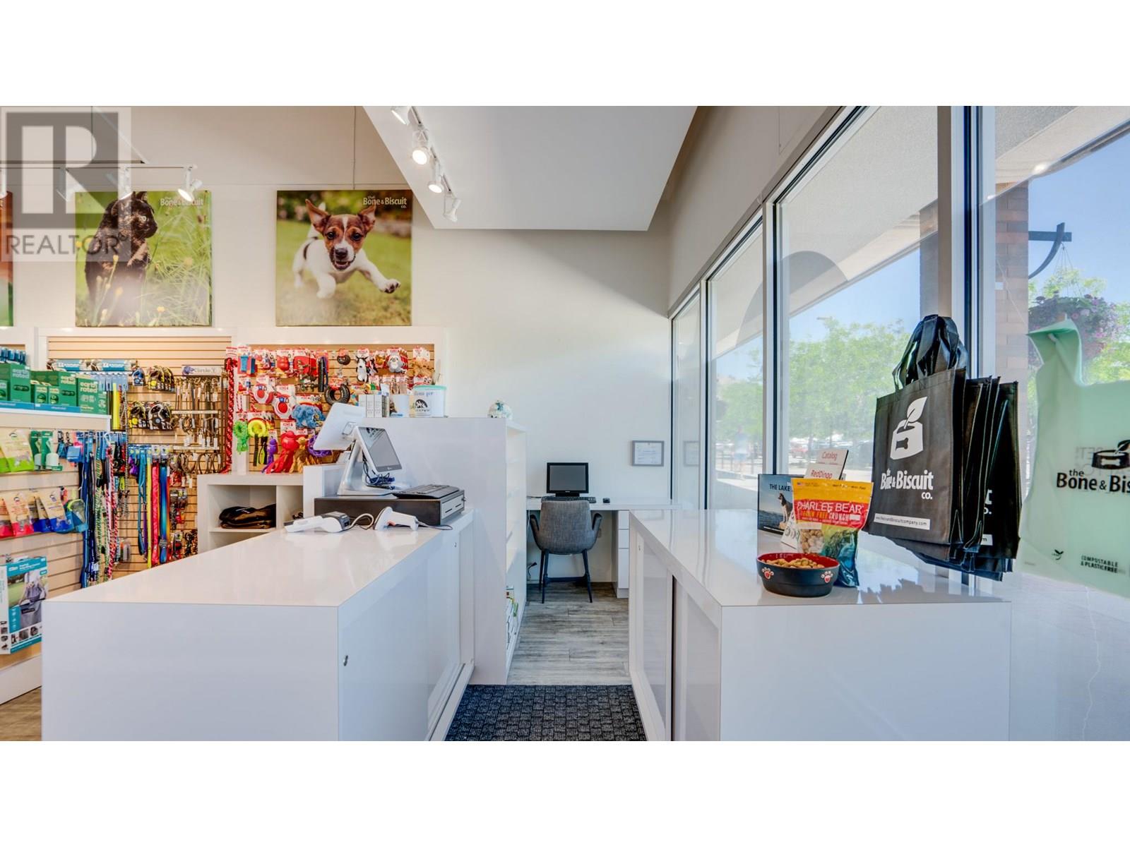 136 1876 Cooper Road, Kelowna
