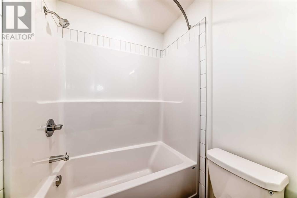 Single Family House for Sale in    Avenue SE Belvedere Calgary 