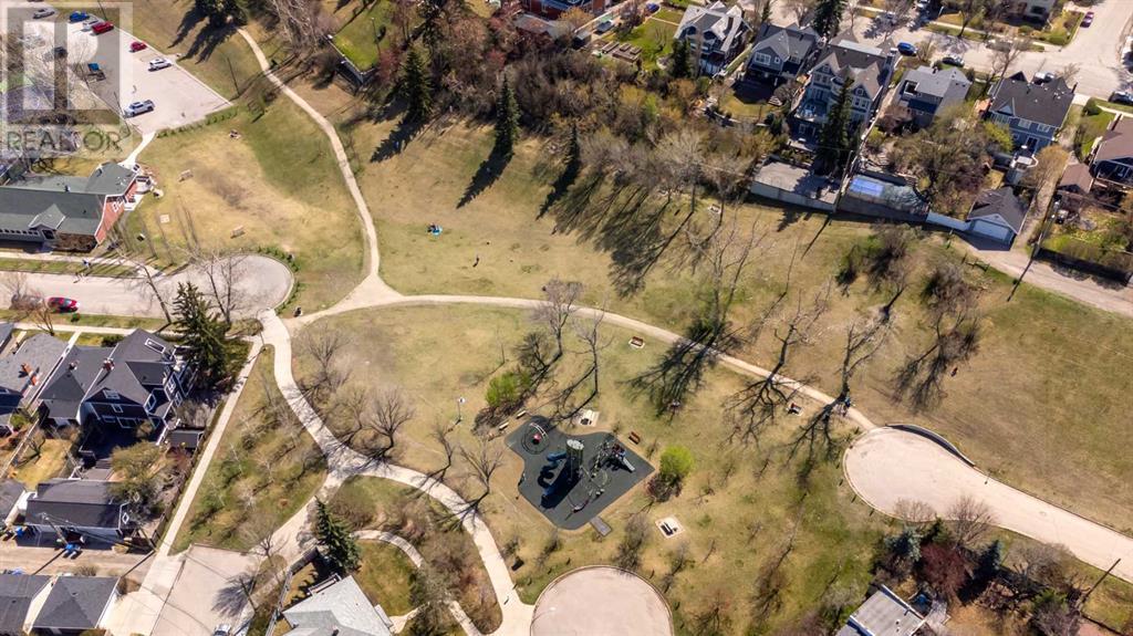 Single Family House Bungalow for Sale in   Avenue SW Sunalta Calgary 