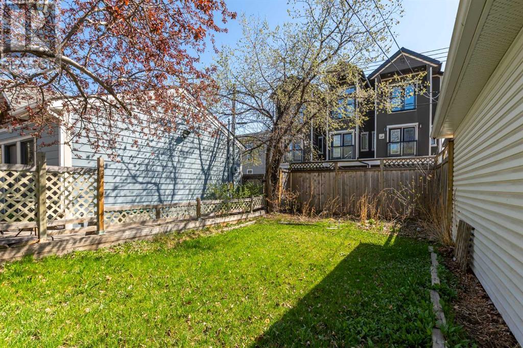 Single Family House Bungalow for Sale in   Avenue SW Sunalta Calgary 