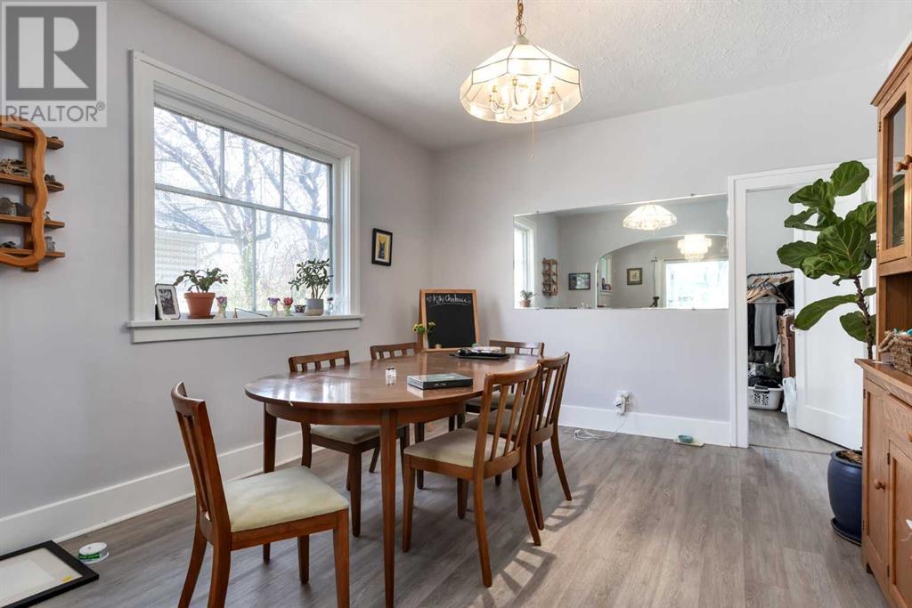 Single Family House Bungalow for Sale in   Avenue SW Sunalta Calgary 