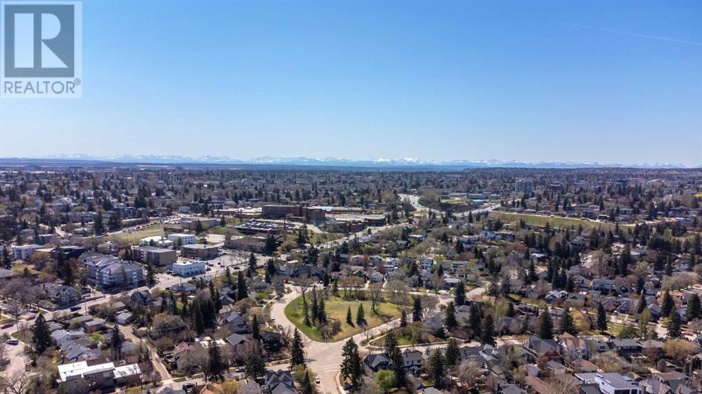 Single Family House Bungalow for Sale in   Avenue SW Sunalta Calgary 
