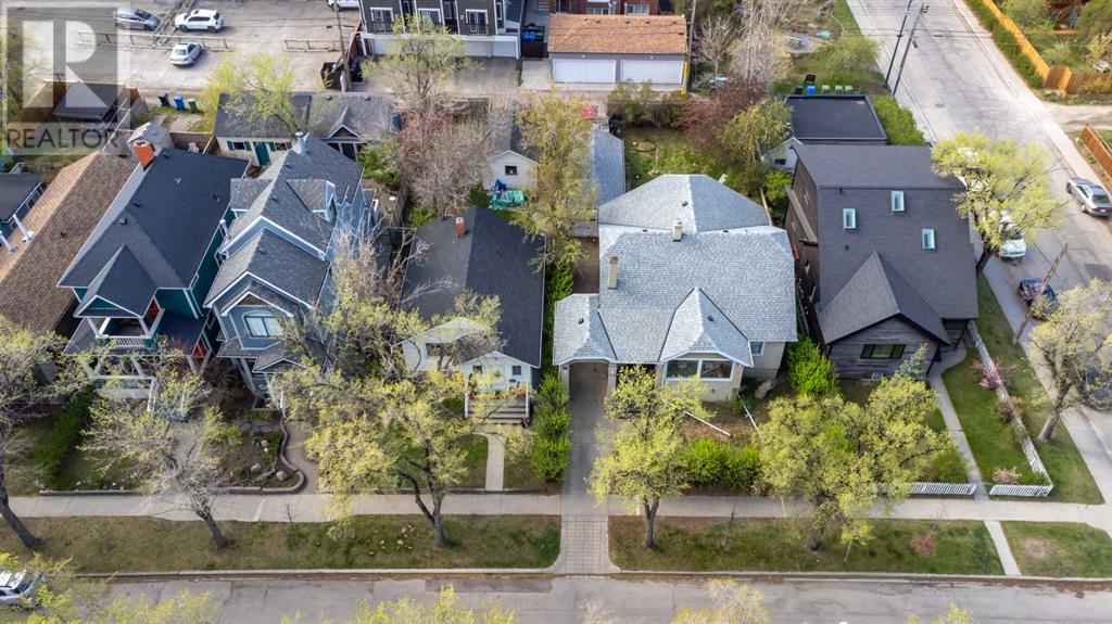 Single Family House Bungalow for Sale in   Avenue SW Sunalta Calgary 
