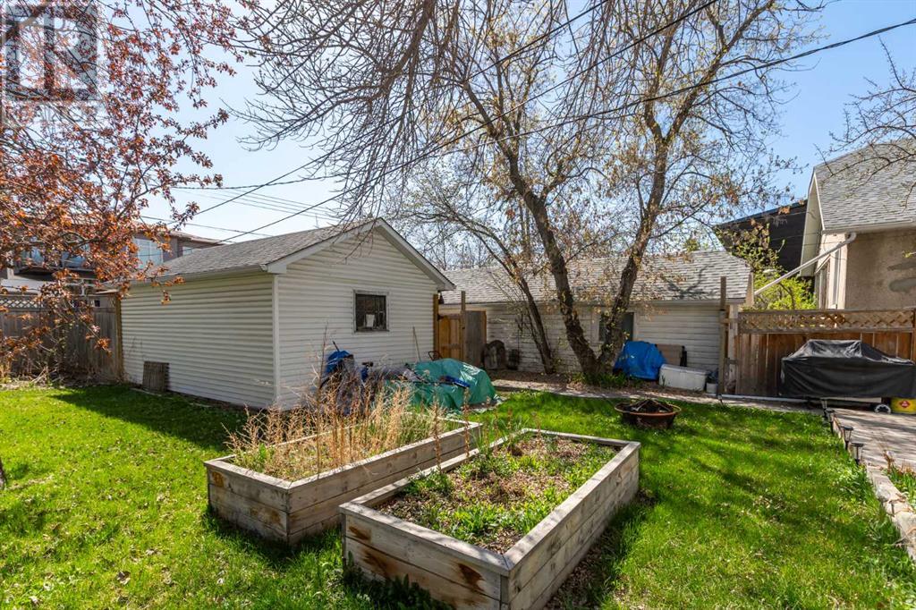 Single Family House Bungalow for Sale in   Avenue SW Sunalta Calgary 