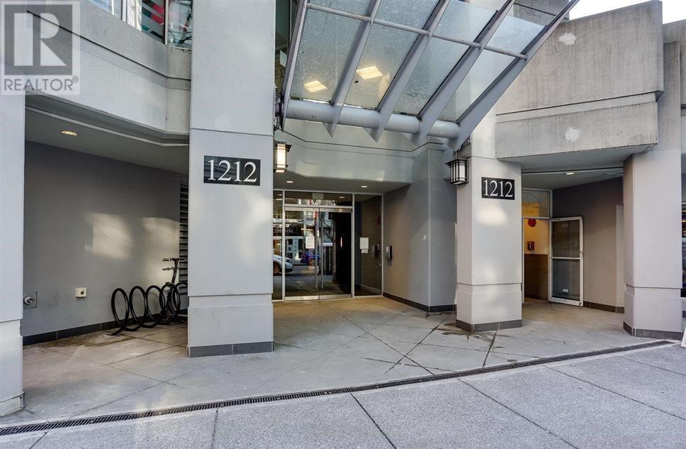 Photo 14 of 1504 1212 Howe Street, Vancouver BC