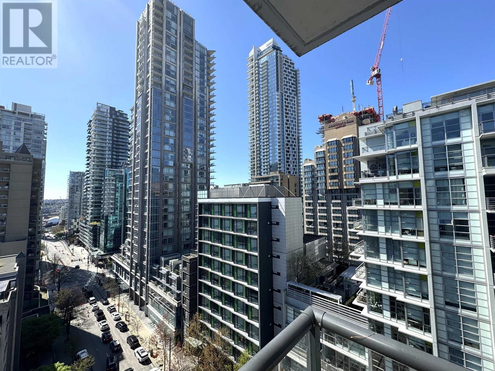 Photo 7 of 1504 1212 Howe Street, Vancouver BC