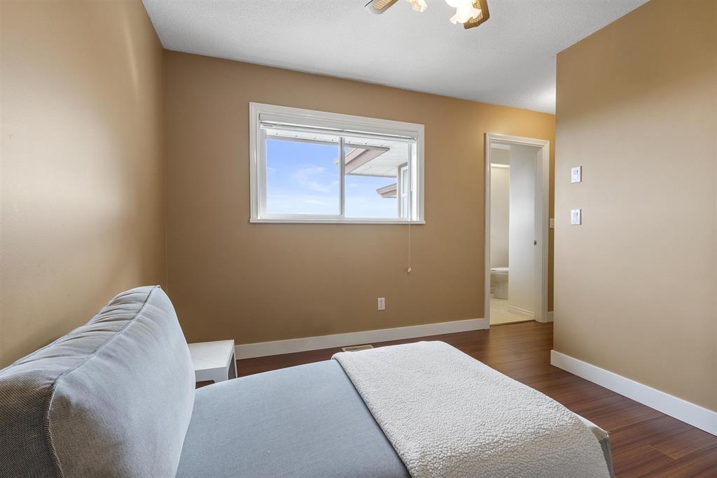 Photo 20 of 16512 77 A Avenue, Surrey BC