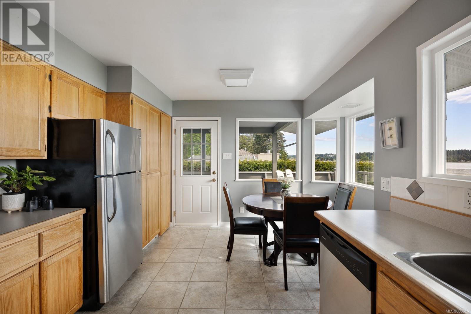 3440 Sandpiper Dr, Courtenay