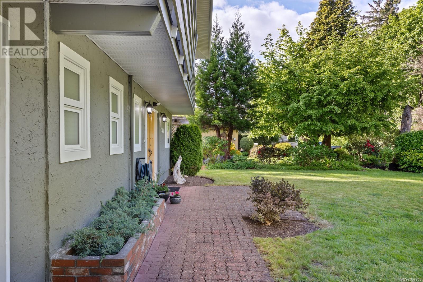 3440 Sandpiper Dr, Courtenay