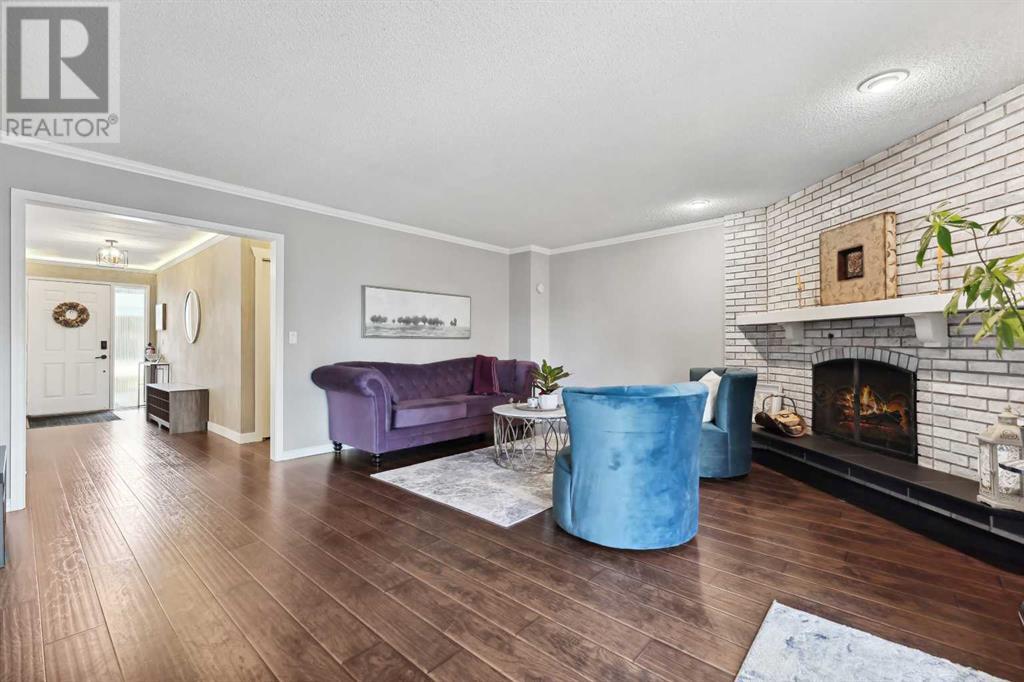 Single Family House Bungalow for Sale in  Palliser Drive SW Oakridge Calgary 