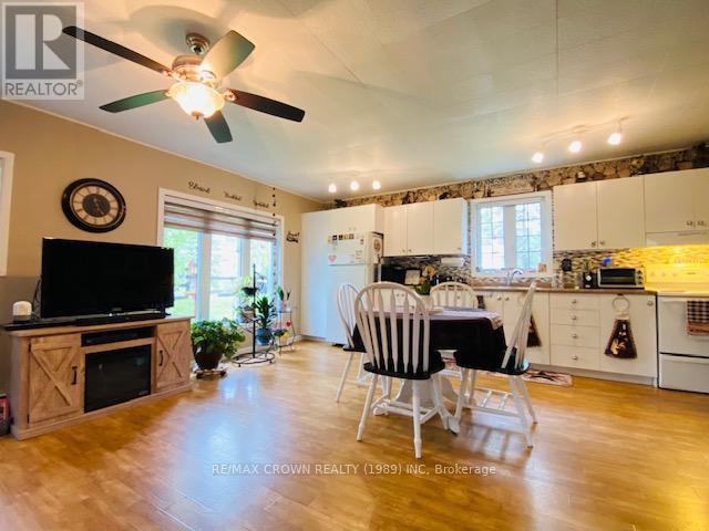 Photo 11 of 1142 Fantham Road, Fauquierstrickland ON