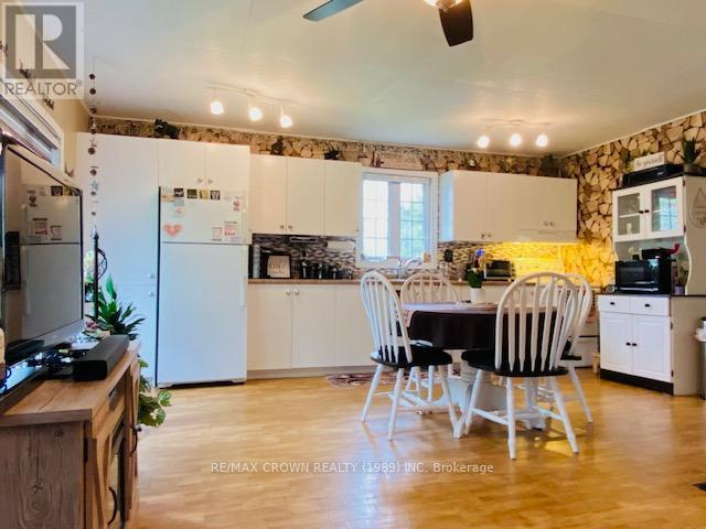 Photo 8 of 1142 Fantham Road, Fauquierstrickland ON