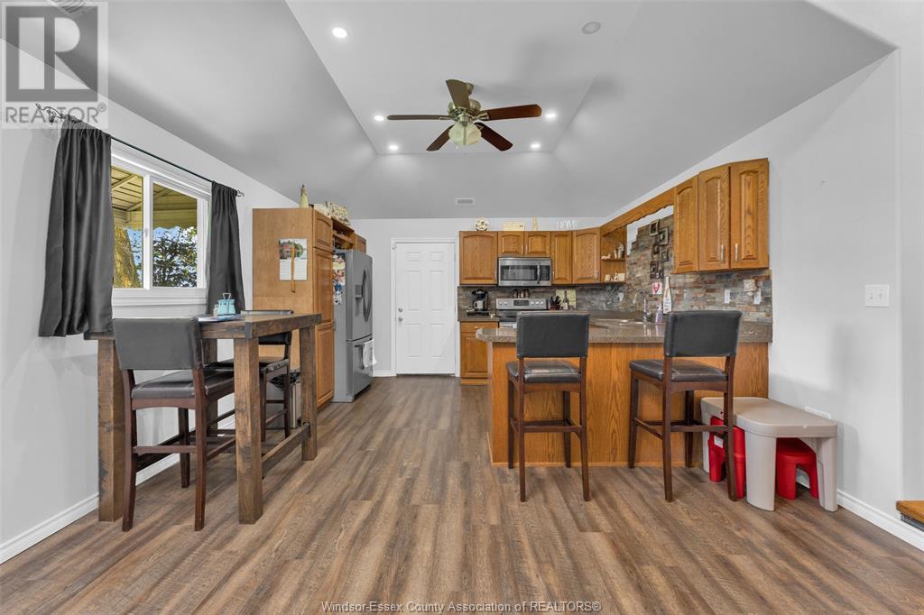 Photo 33 of 1104 County Rd 11, Essex ON
