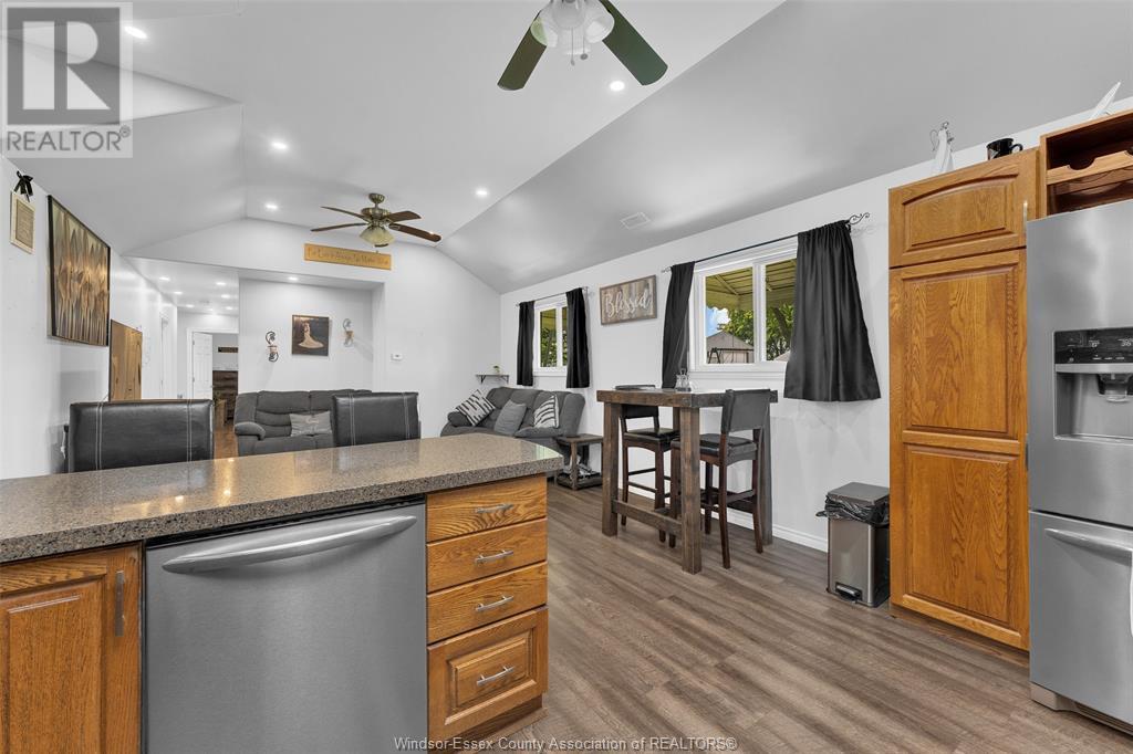 Photo 5 of 1104 County Rd 11, Essex ON