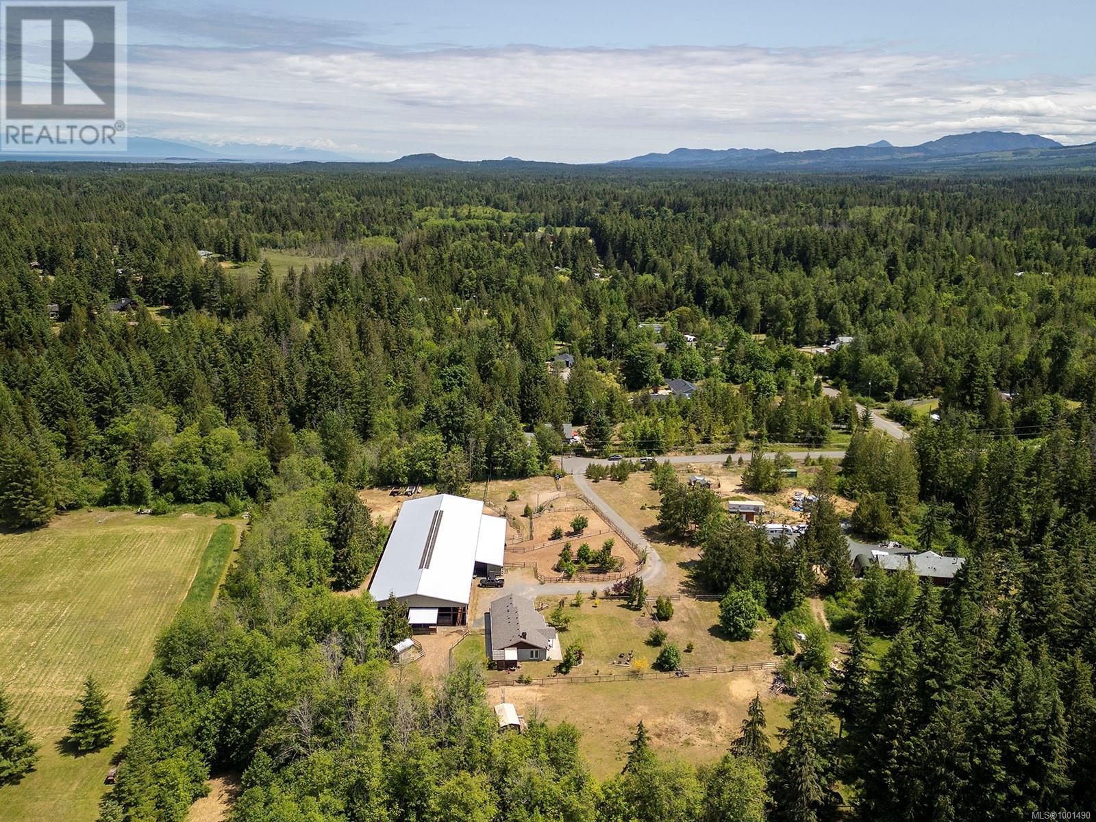Photo 2 of 1195 Burbank Rd, Qualicum Beach BC