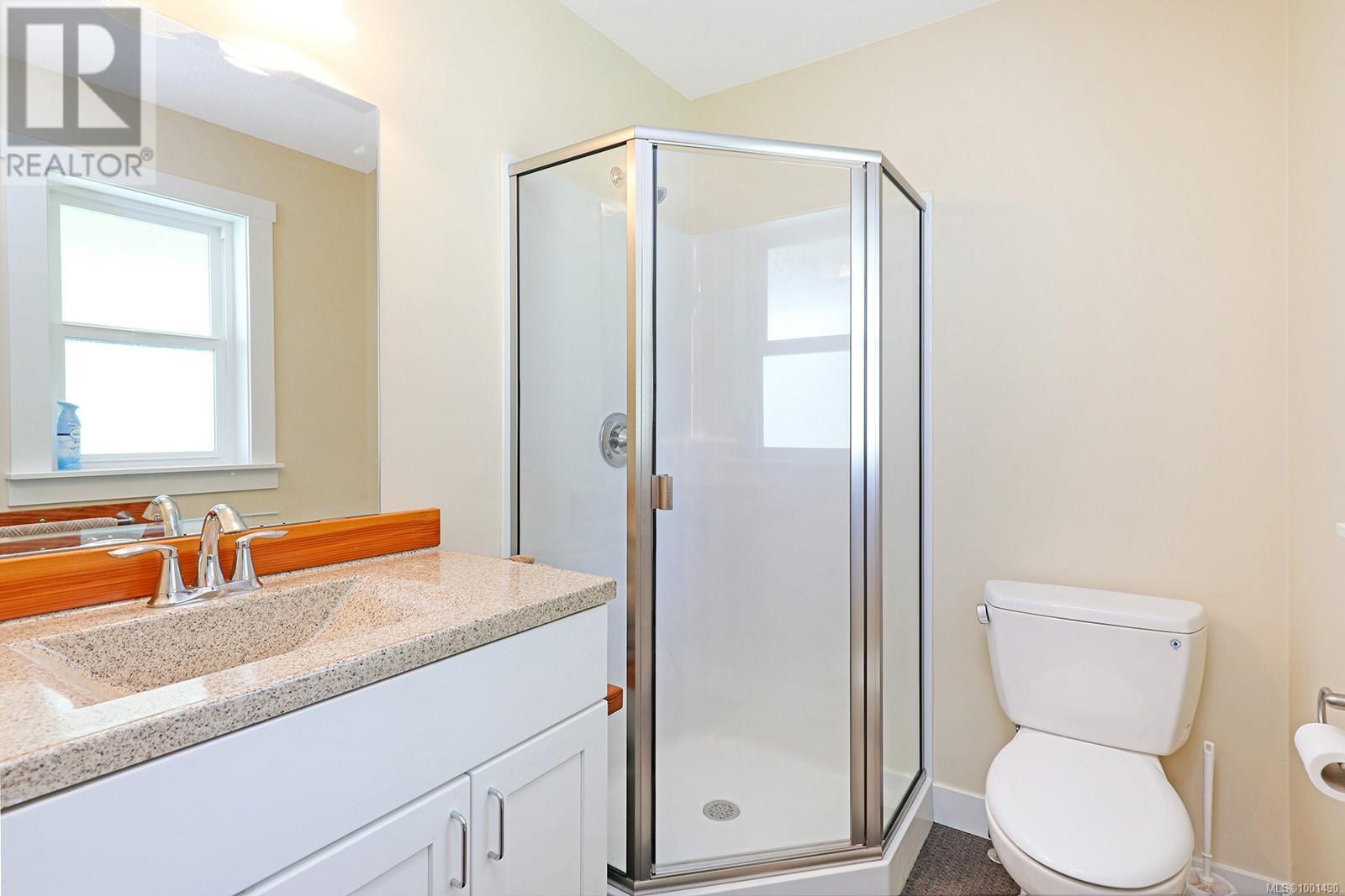 Photo 21 of 1195 Burbank Rd, Qualicum Beach BC