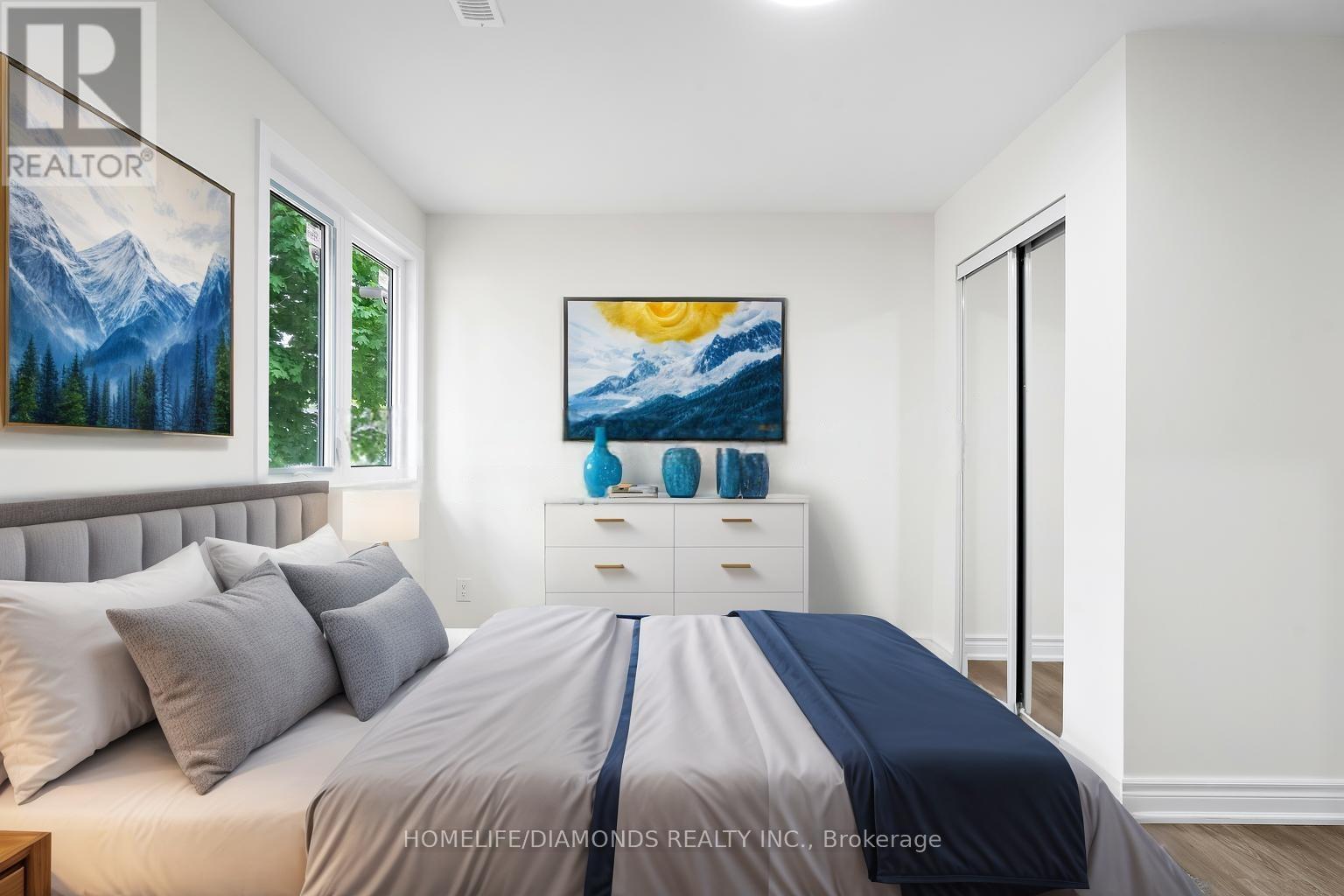 Photo 13 of 791 South Drive, Georgina ON