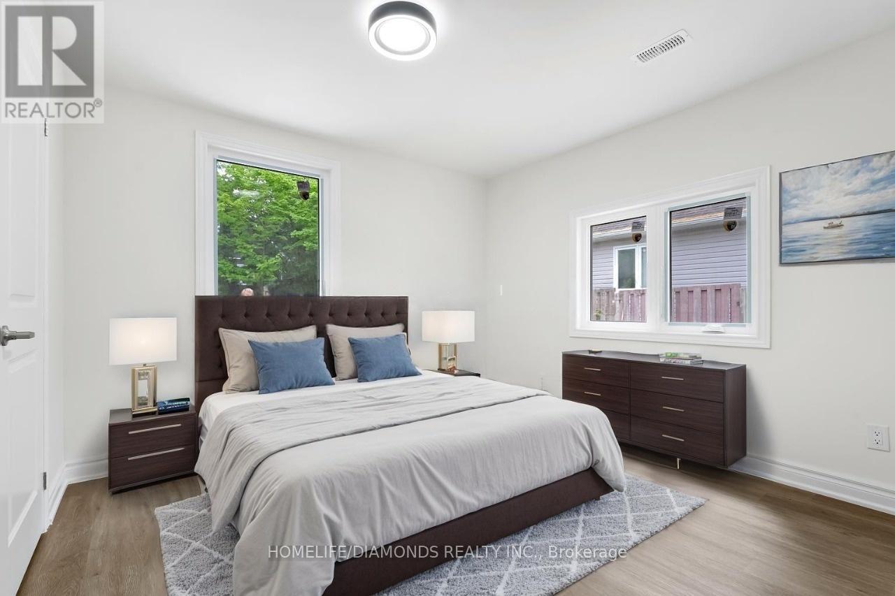 Photo 17 of 791 South Drive, Georgina ON