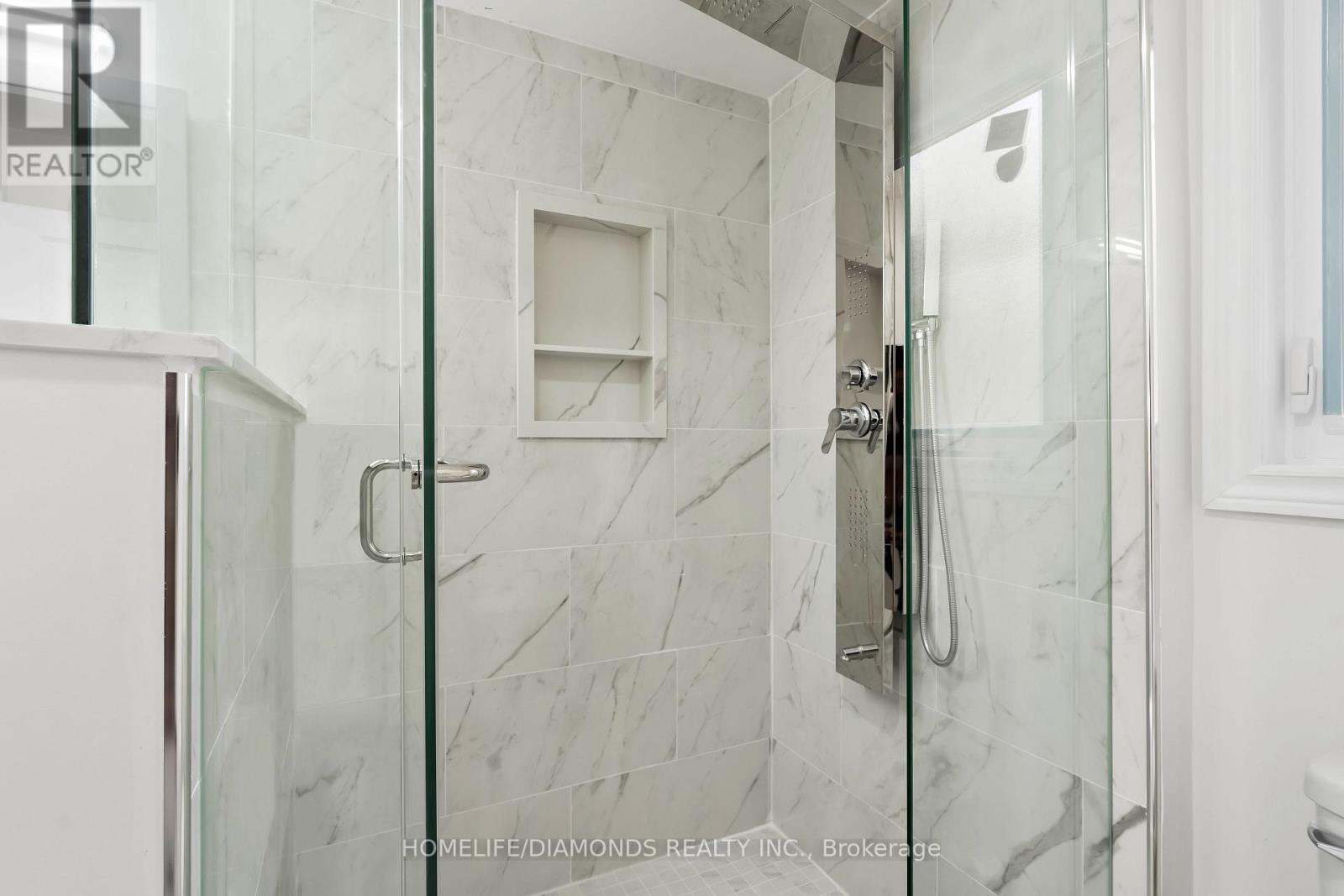 Photo 35 of 791 South Drive, Georgina ON