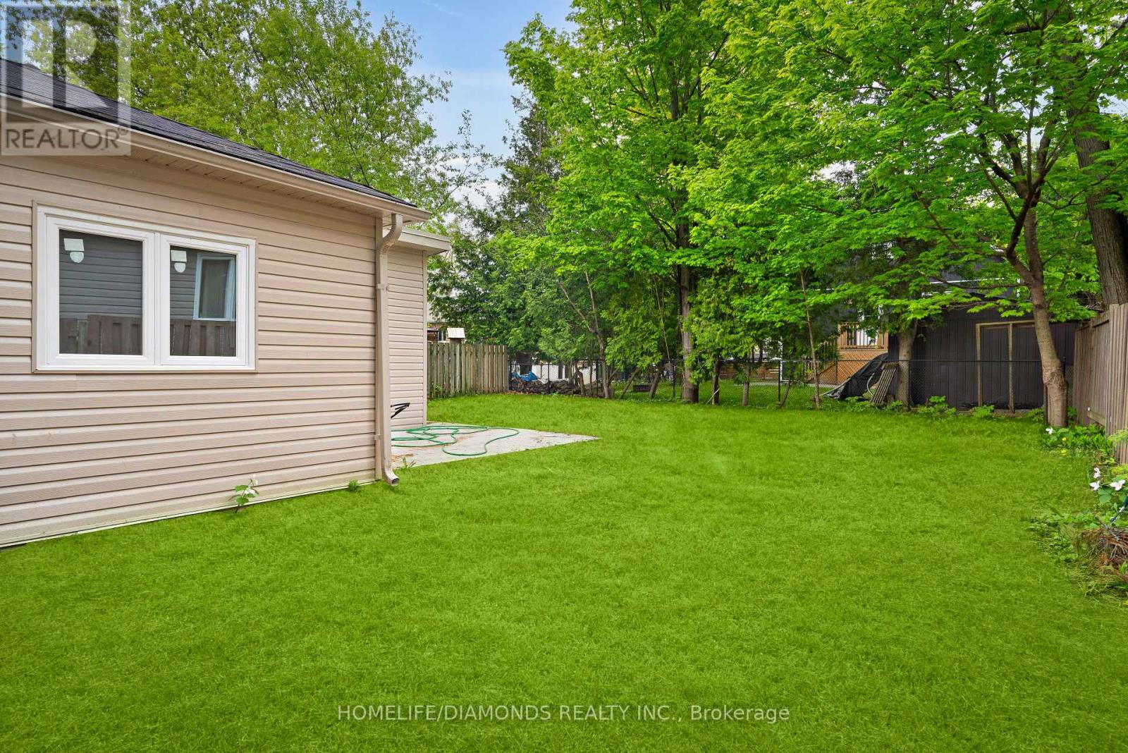 Photo 21 of 791 South Drive, Georgina ON