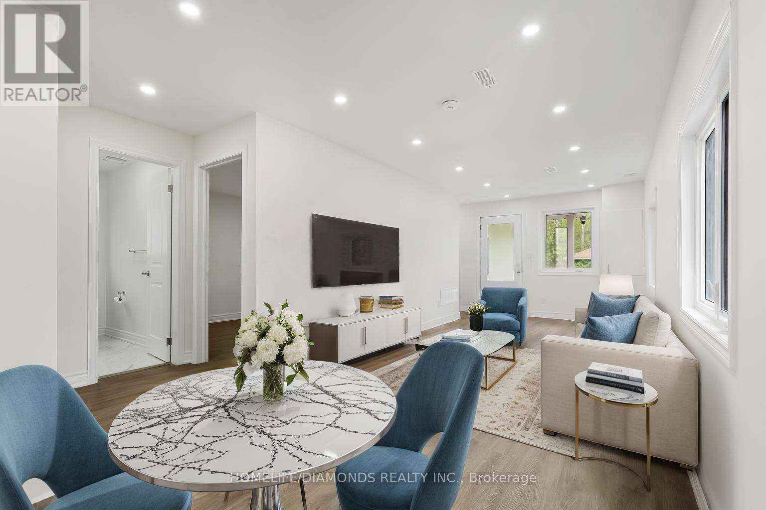 Photo 23 of 791 South Drive, Georgina ON