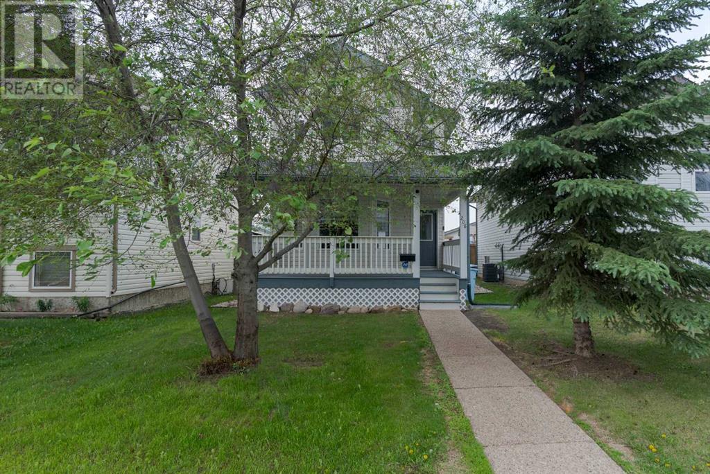 208 Diefenbaker Drive, Fort McMurray