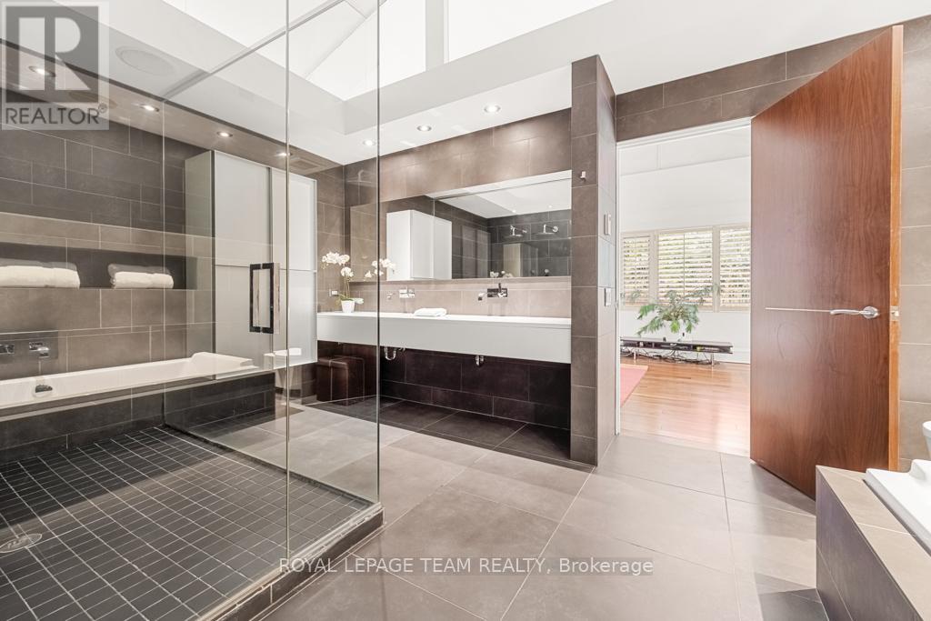 Photo 17 of 55 Willingdon Road, Ottawa ON