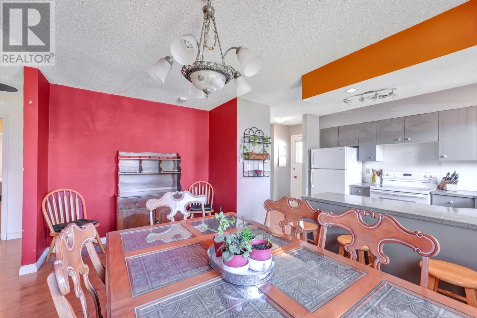 12235 MCMYN AVENUE, Pitt Meadows real estate listing R3014376