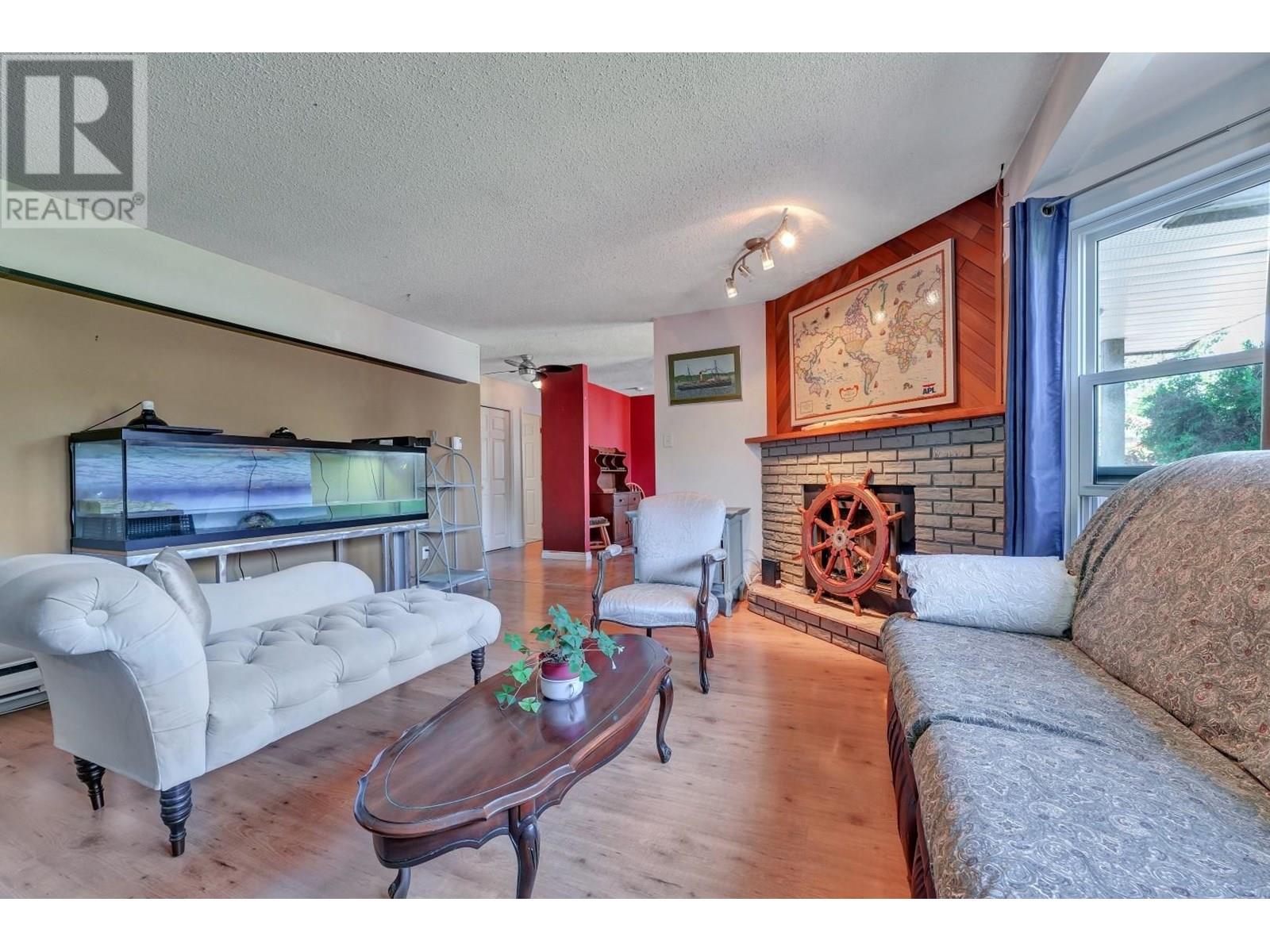 12235 MCMYN AVENUE, Pitt Meadows real estate listing R3014376