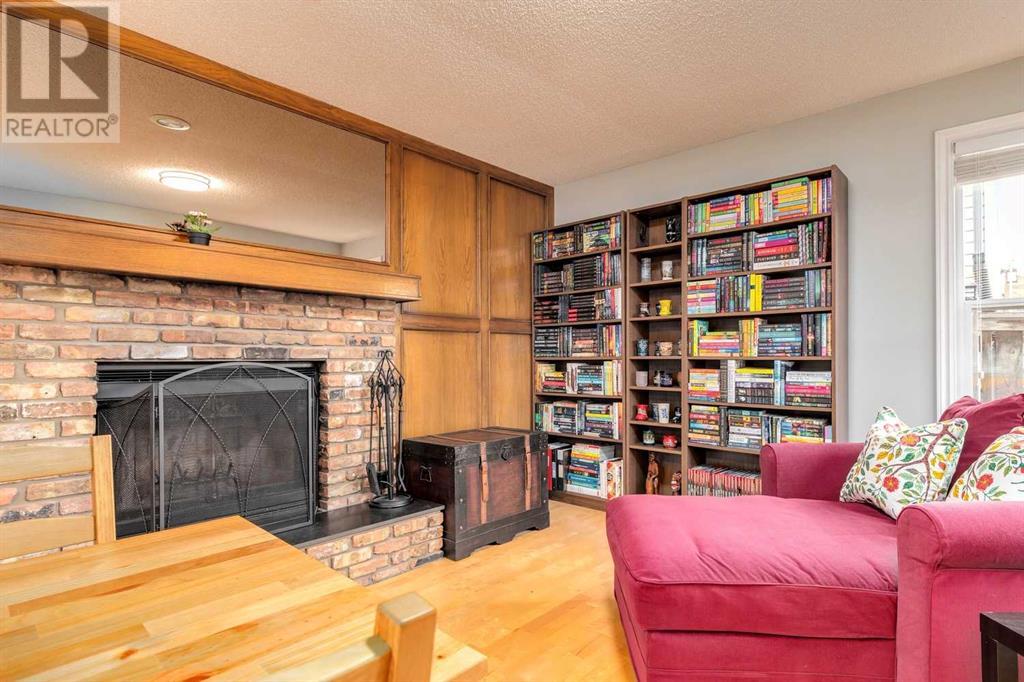 Single Family House for Sale in  Macewan Park Road NW MacEwan Glen Calgary 