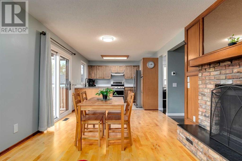 Single Family House for Sale in  Macewan Park Road NW MacEwan Glen Calgary 
