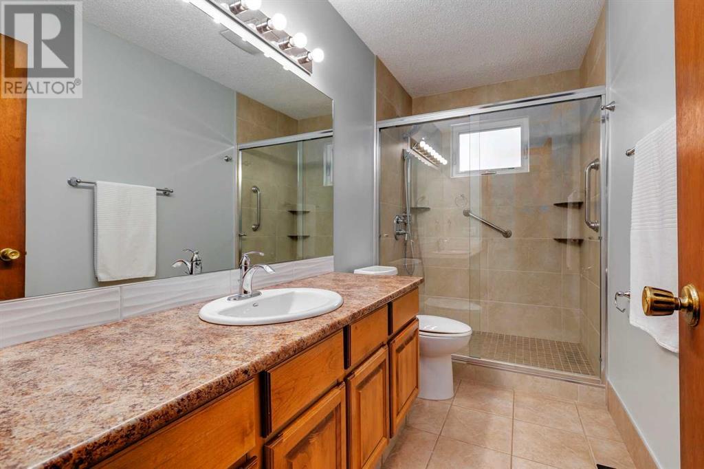 Single Family House for Sale in  Macewan Park Road NW MacEwan Glen Calgary 