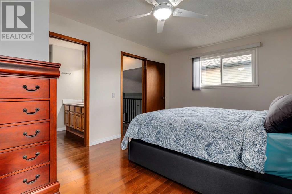 Single Family House for Sale in  Macewan Park Road NW MacEwan Glen Calgary 