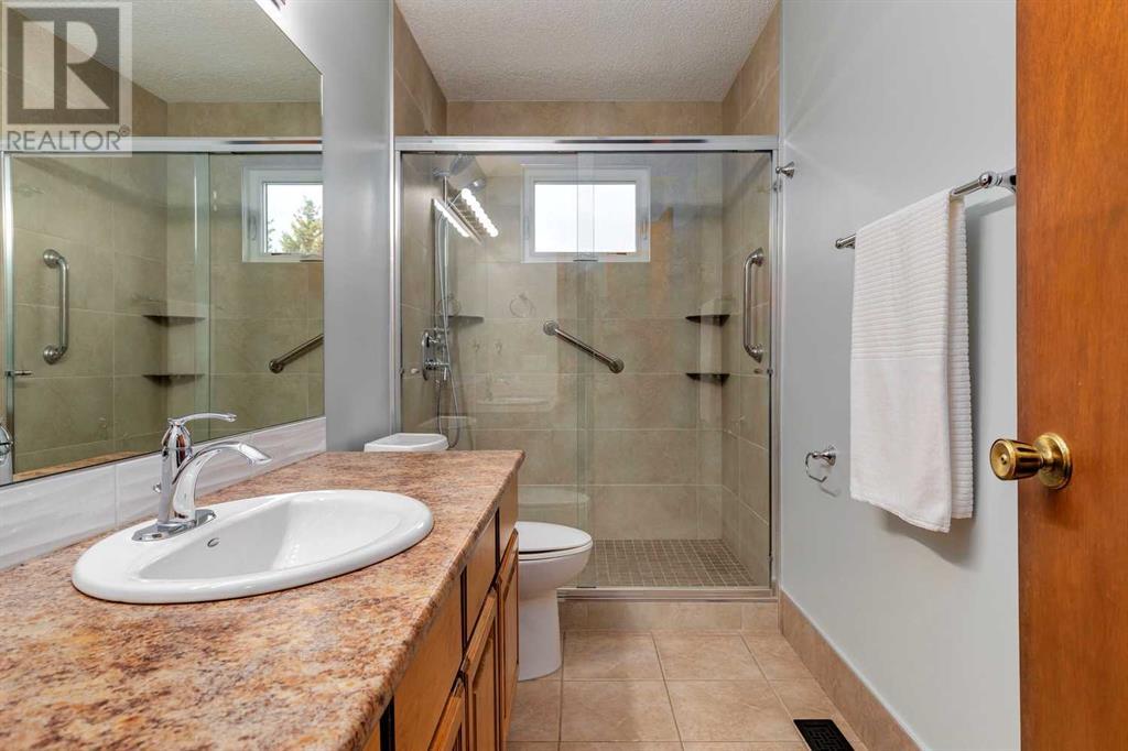 Single Family House for Sale in  Macewan Park Road NW MacEwan Glen Calgary 